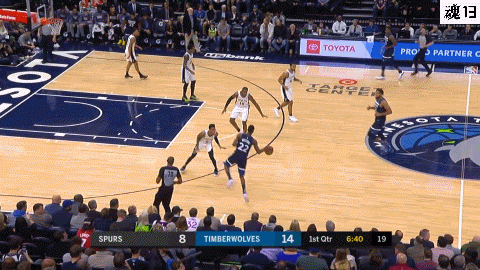 3-post-up-from-3-point-line.gif