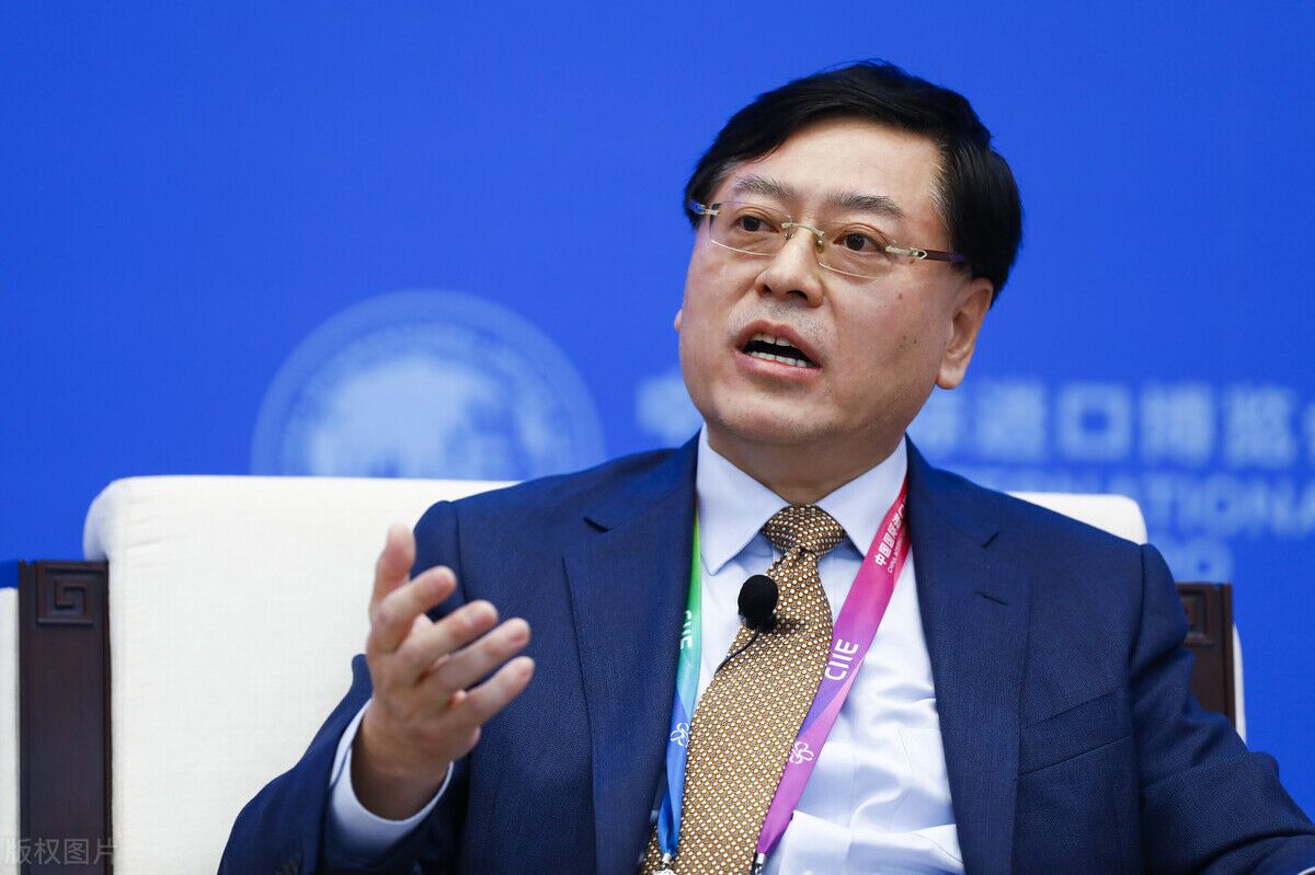 杨元庆，两个协会的代表：“新信息技术”赋予新经济力量，并走向全球价值链的高端  第2张